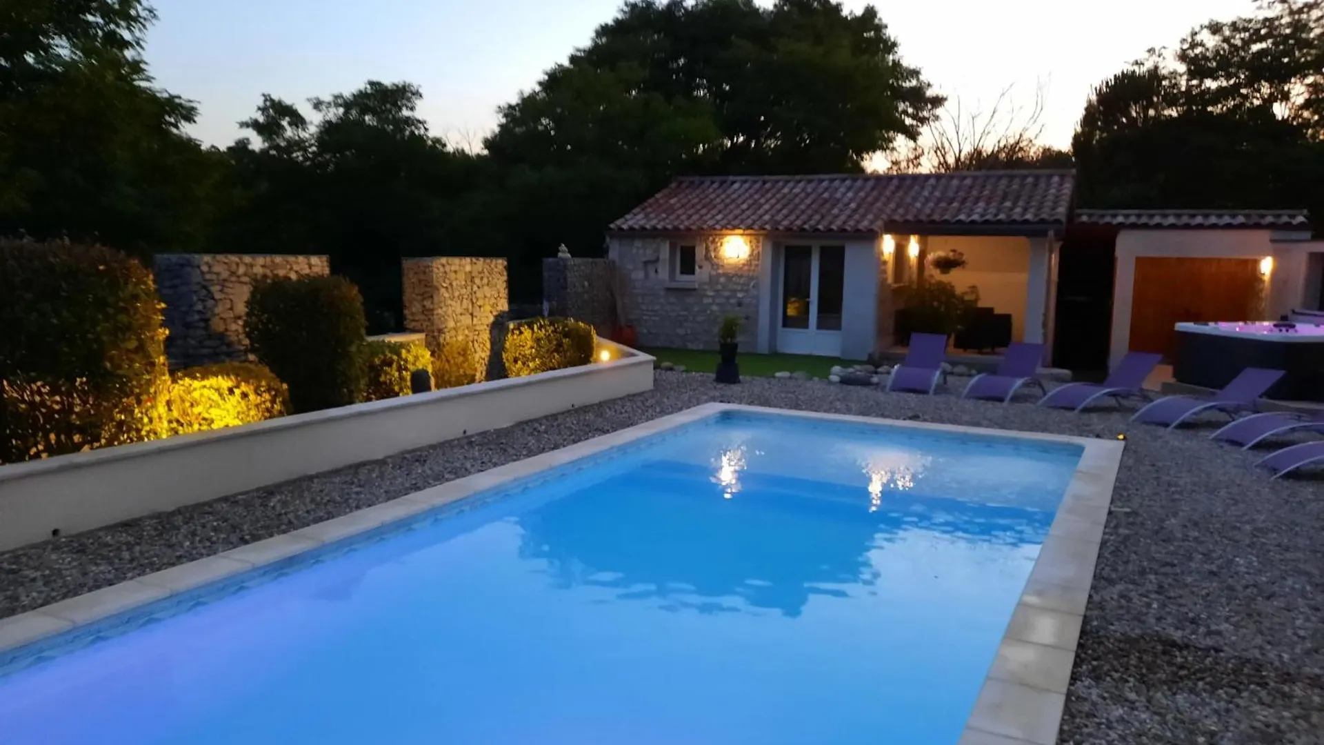 Le Cocon Villa Lussas Fransa